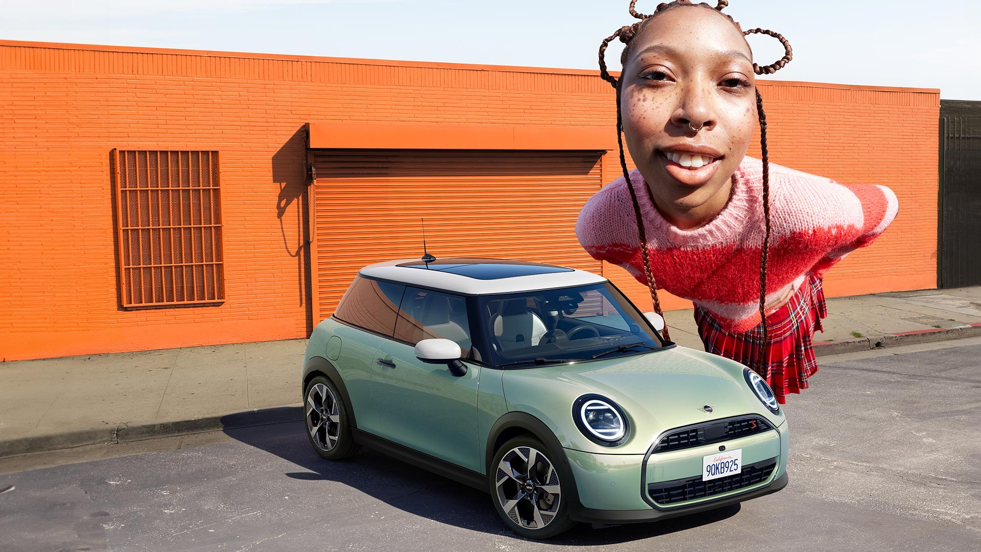 MINI Cooper 3 door - driving experience - parking assistant
